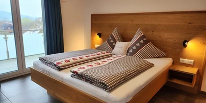 Rollstuhlgerechte Unterkunft - Unterkunftsart: Ferienhaus - Schlafzimmer Doppelbett - Haus Sonnengruss
