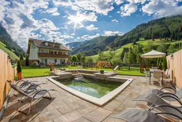 Rollstuhl-Urlaub: Rollstuhlgerechtes Hotel Sonja in Südtirol - Hotel Sonja in Südtirol