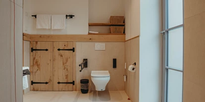 Rollstuhlgerechte Unterkunft - Pflegebett - Biohotel Wildland