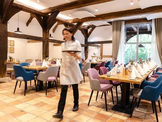 Rollstuhl-Urlaub: Restaurant - Biohotel Wildland