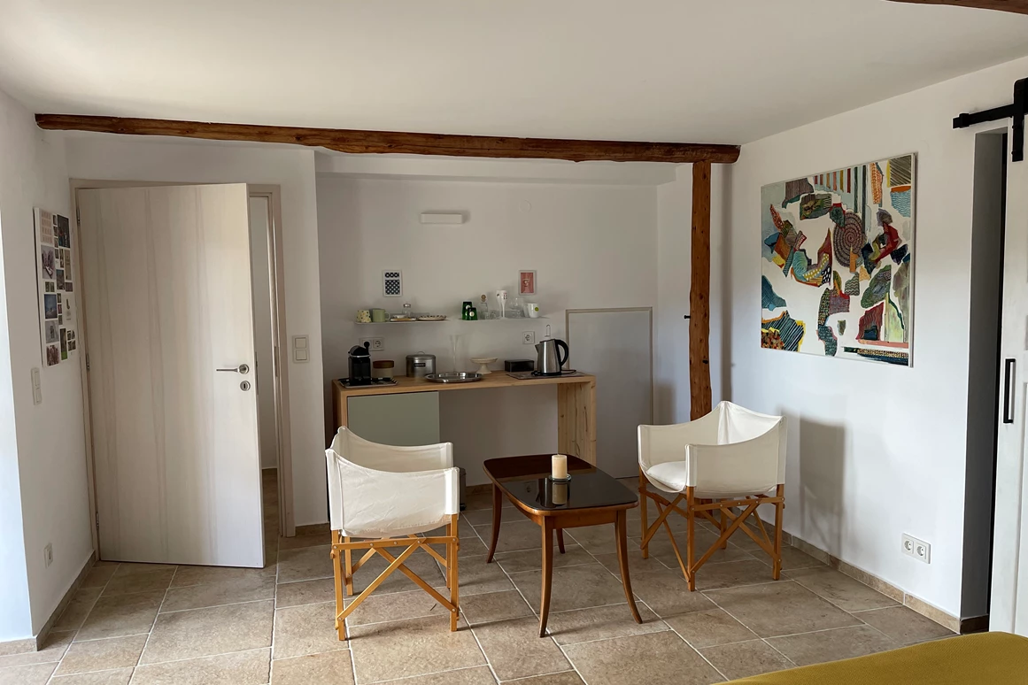 Rollstuhl-Urlaub: Wohnbereich im Untergeschoss - Ferienhaus Spiti Eleni