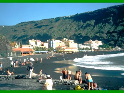 Rollstuhlgerechte Unterkunft - Unterkunftsart: Ferienhaus - Strand und Promenade von Puerto Tazacorte - Villa Atlantico mit beheiztem Pool und barrierefreiem Eingang