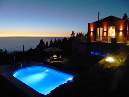 Rollstuhlgerechte Unterkunft - Unterkunftsart: Ferienhaus - nach Sonnenuntergang - Villa Atlantico mit beheiztem Pool und barrierefreiem Eingang