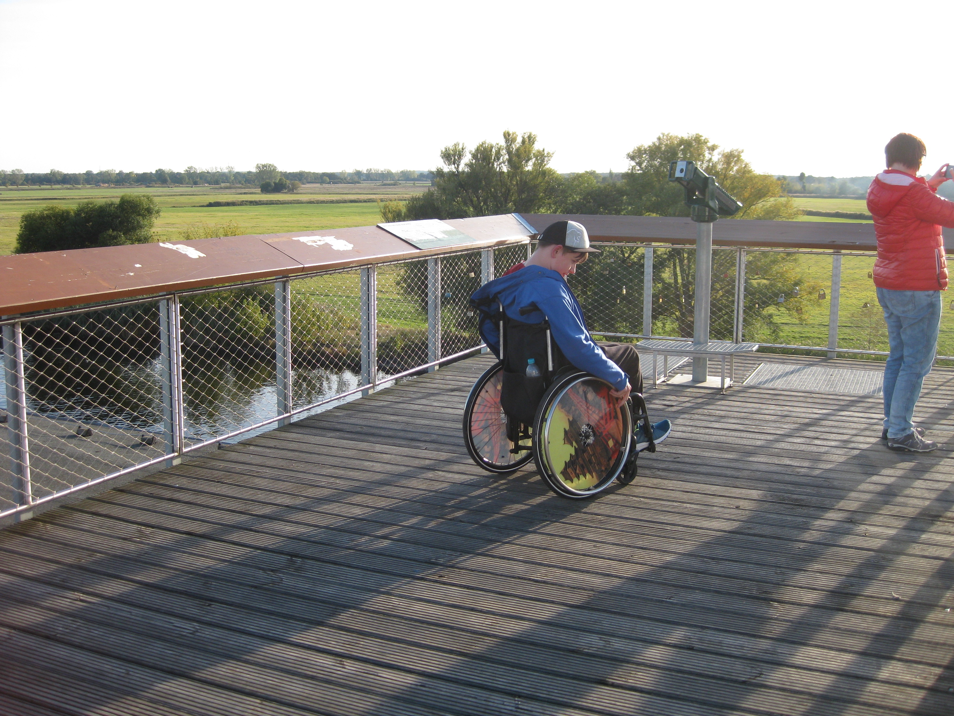 Ferienhaus "Milchstraße" im Natur- und Sternenpark Westhavelland Ausflugsziele speziell für Rollstuhlfahrer Aussichtsplattform an der Havel in Premnitz 