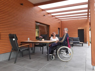 Rollstuhl-Urlaub: Unsere Gäste genießen die Ruhe und Idylle. - Ferienhaus "Milchstraße" im Natur- und Sternenpark Westhavelland