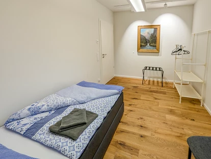 Rollstuhlgerechte Unterkunft - Pflegebett - Gutshof Roggow bei Güstrow