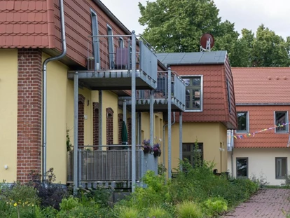 Rollstuhlgerechte Unterkunft - Pflegebett - Gutshof Roggow bei Güstrow