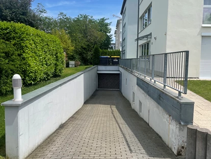 Rollstuhlgerechte Unterkunft - Einfahrt Tiefgarage - FeWo Seewind barrierefrei Überlingen am Bodensee