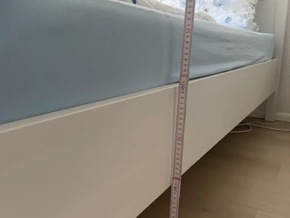 Rollstuhlgerechte Unterkunft - Höhe Bett 52 cm. - FeWo Seewind barrierefrei Überlingen am Bodensee