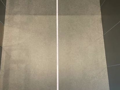 Rollstuhlgerechte Unterkunft - Fahrstuhl, groß genug für Rollstuhlfahrer.
Mit dem Fahrstuhl müsst ihr nur zur Garage. In der Garage ist eine Brandschutztür, diese ist eine schwere Türe. Wenn ihr eine Begleitperson dabei habt ist das kein Problem. Ansonsten lieber draußen parken, oder mich vorher kontaktieren .  - FeWo Seewind barrierefrei Überlingen am Bodensee