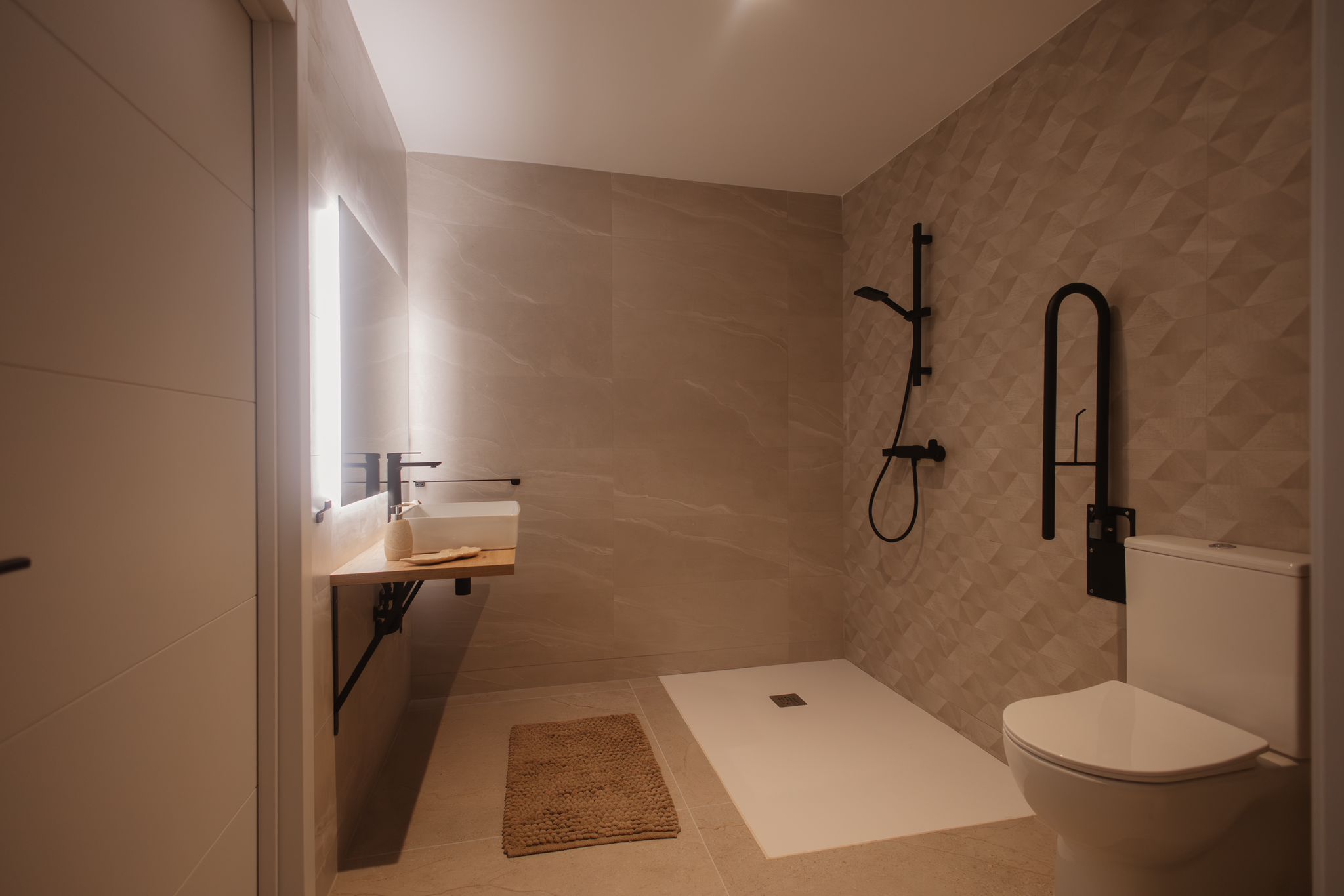 Rollstuhlgerechte Unterkunft - Unterkunftsart: sonstige Unterkunft - Casa Mona