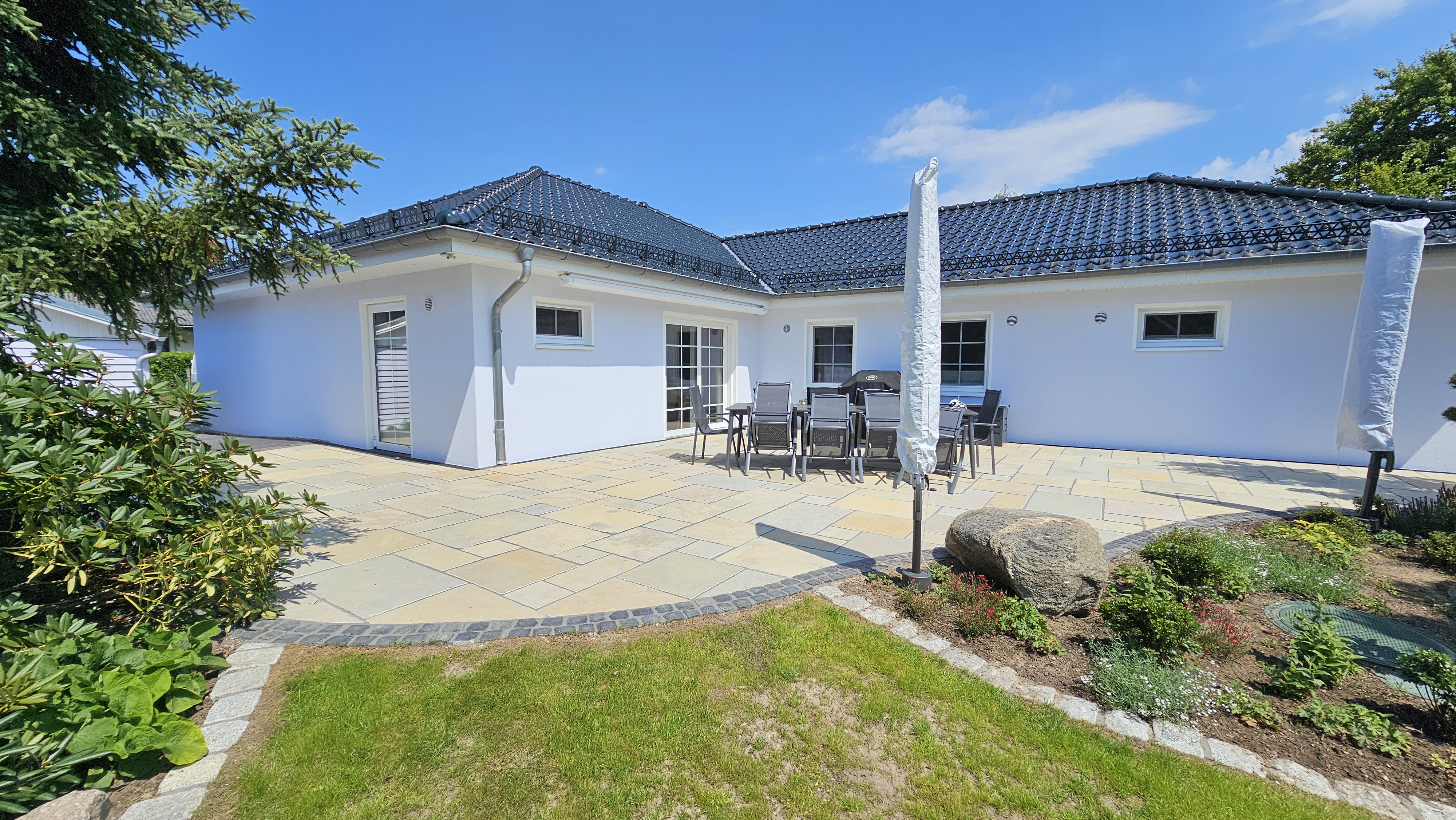 Rollstuhl-Urlaub: Terrasse - Stiftung Friedrich Wilhelm und Monika Kertz - Haus 2