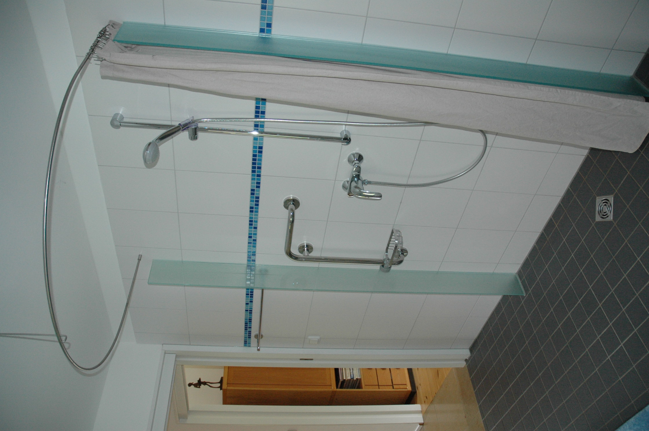 Rollstuhl-Urlaub: Bad EG - Sophies Haus