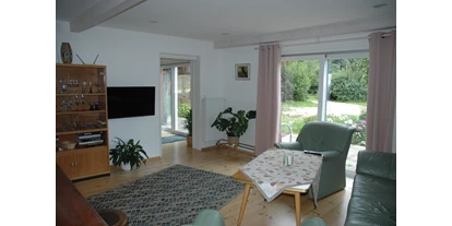 Rollstuhlgerechte Unterkunft - Unterkunftsart: Ferienhaus - Wohnzimmer - Sophies Haus