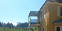 Rollstuhlgerechte Unterkunft - Das Highlight: Angrenzende Rotwildfarm - Rollstuhlferienhaus Erzgebirge