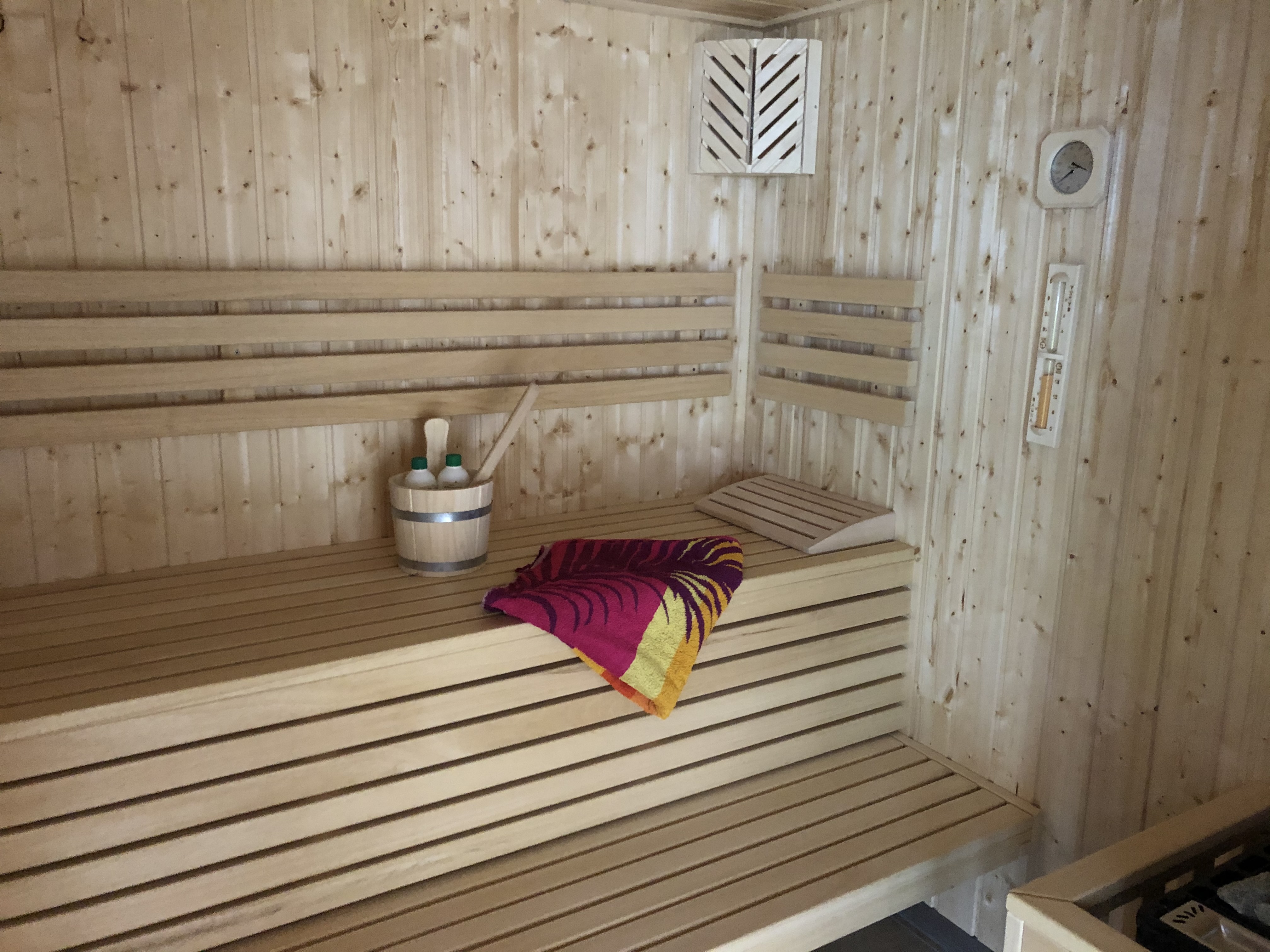 Rollstuhlgerechte Unterkunft - Rügen - Ferienhaus Wiesengrund 6 - Fewo Ostwind 