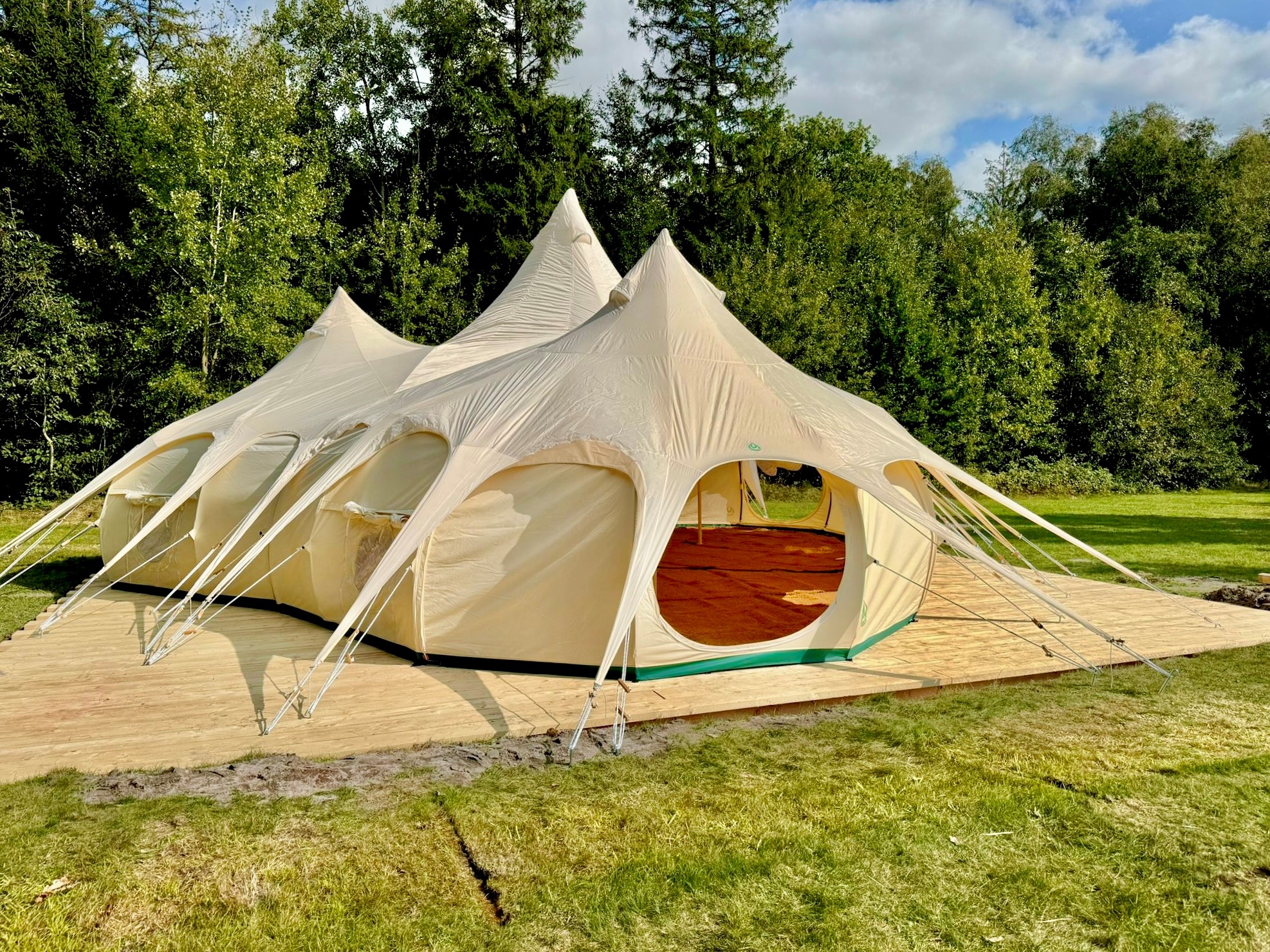 Rollstuhl-Urlaub: Waldklassenzimmer - Nordsee Jugendheim Delphin