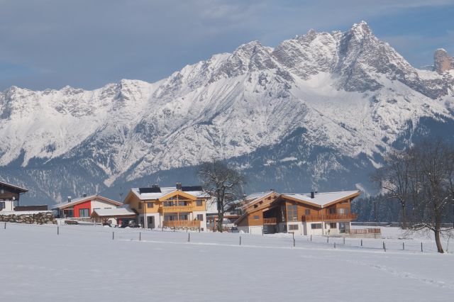 Rollstuhlgerechte Unterkunft - Pinzgau - Winter - ChaletMandl bei Zell am See Pool Sauna Hunde erl. Rollstuhlgängig