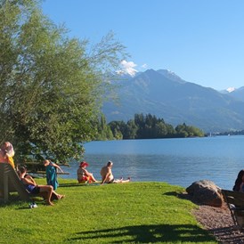 Rollstuhl-Urlaub: Maishofener Freibad am See gratis für Gäste - Villa Mandl bei Zell am See Pool Sauna Hunde erl. Rollstuhlgängig