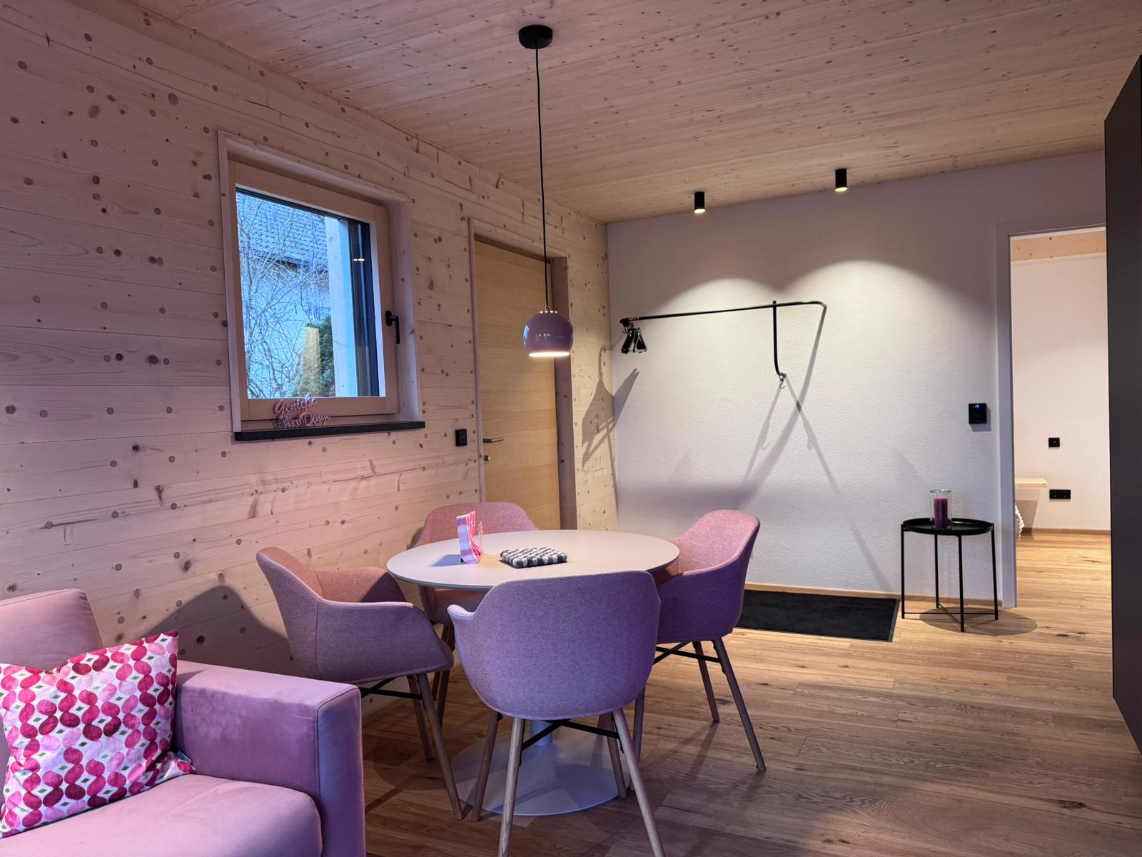 Rollstuhl-Urlaub: Essbereich - Rosenhof Pfingstrose