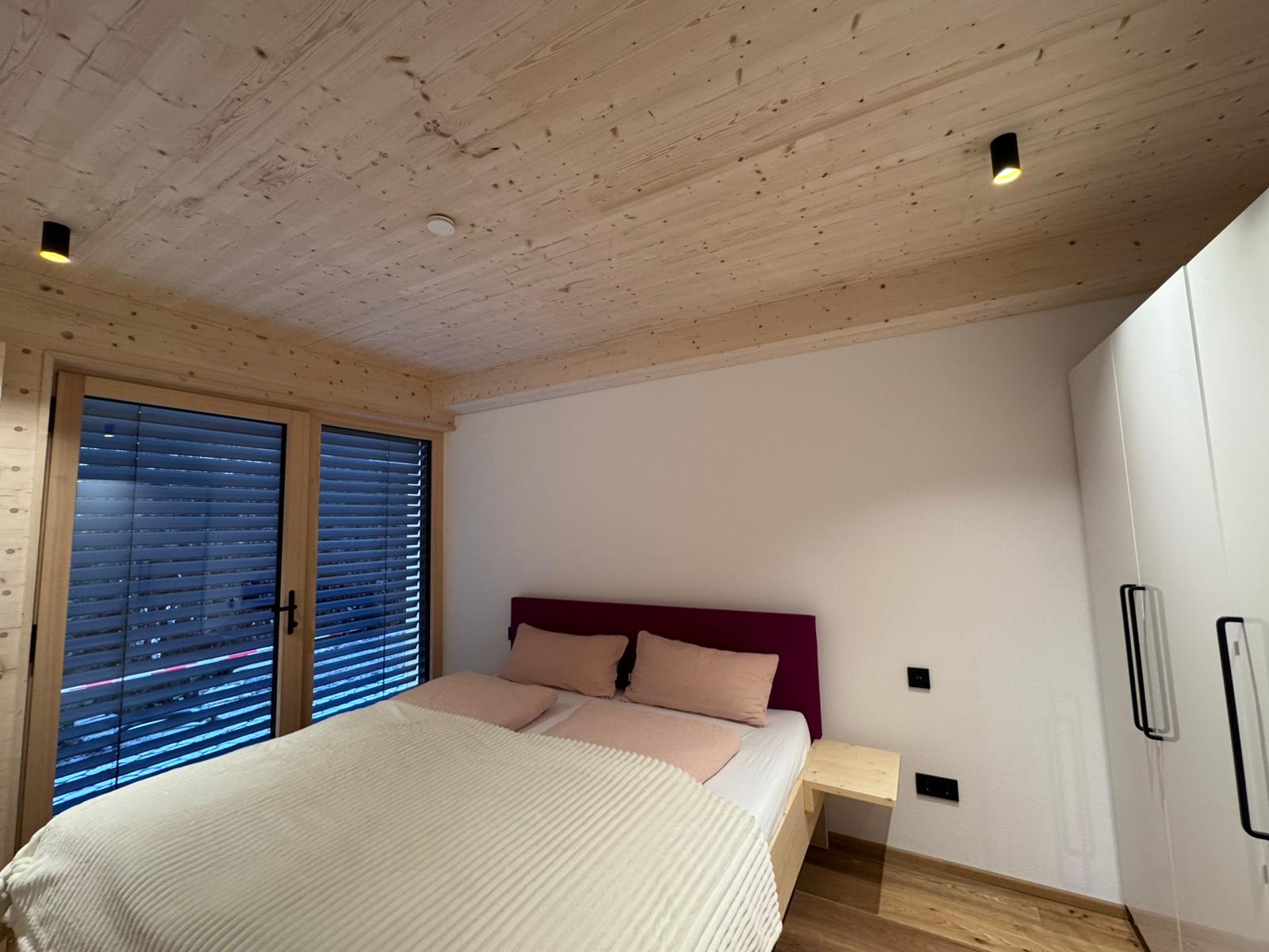 Rollstuhl-Urlaub: Schlafzimmer - Rosenhof Pfingstrose