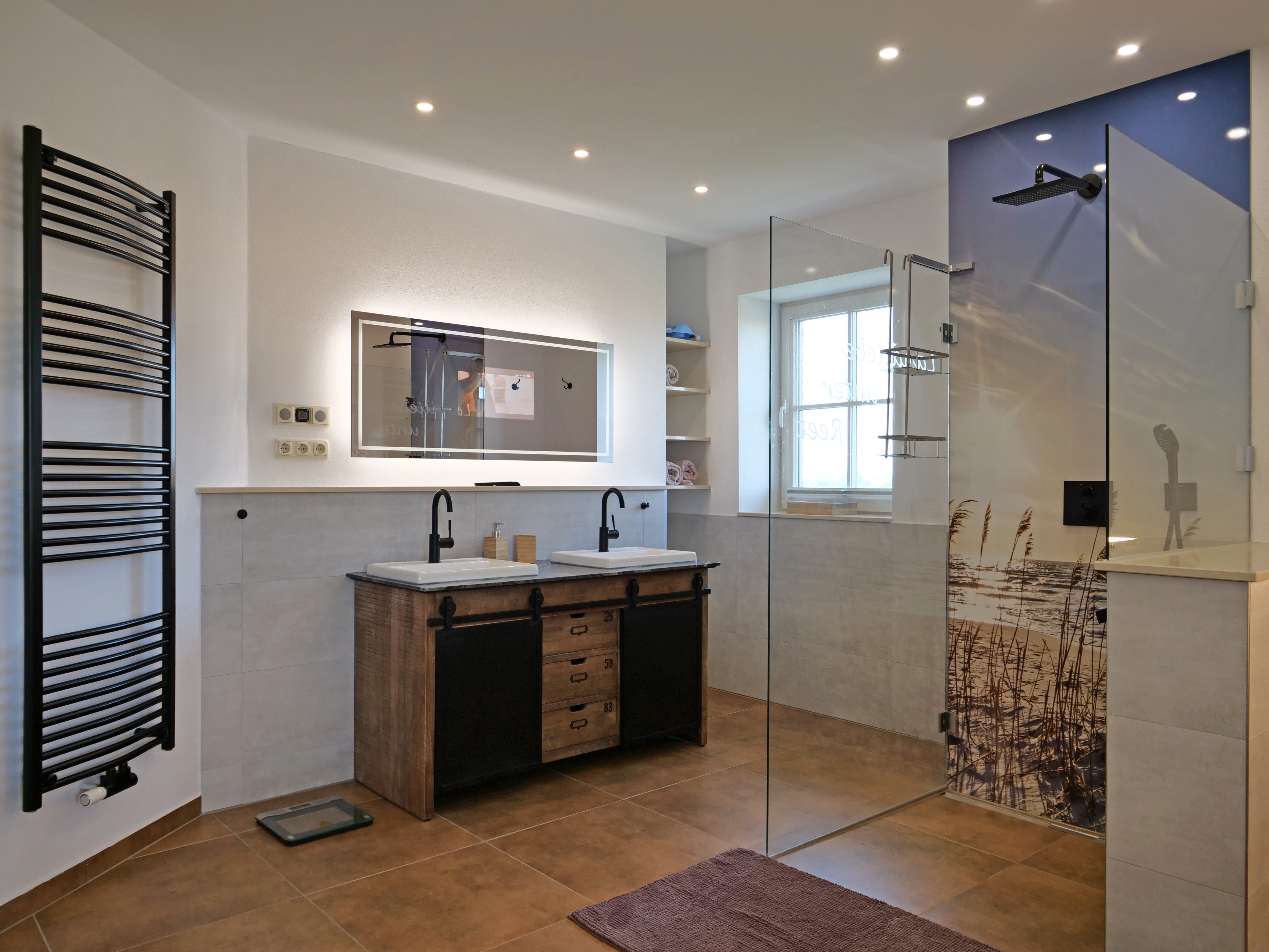 Rollstuhl-Urlaub: XXXL Duschbad im OG - "Landliebe unter Reet" auf Rügen- barrierefrei 5*für bis zu 8 Personen