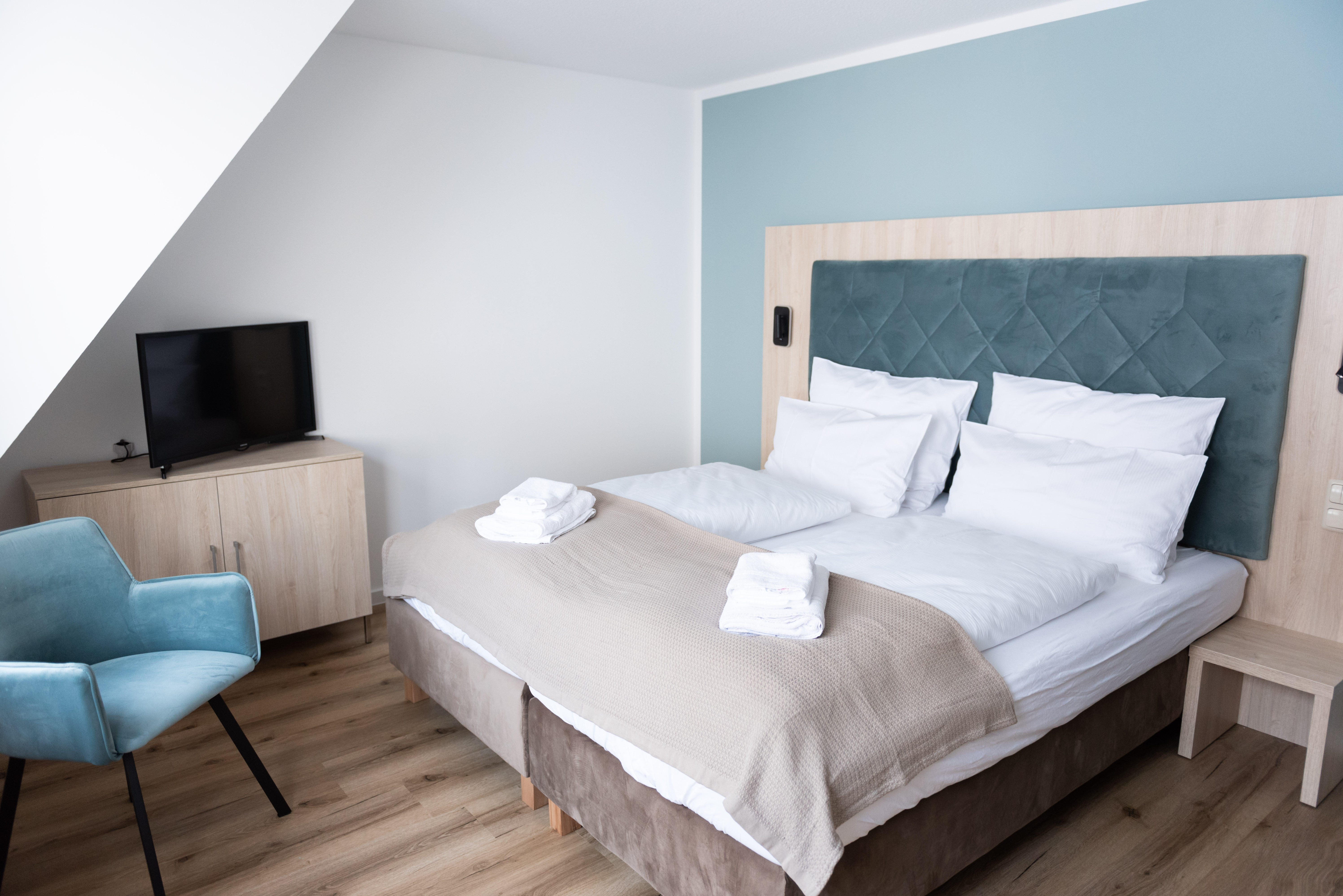 Rollstuhlgerechte Unterkunft - Unterkunftsart: Gästehaus - Barrierefreies 6 Personenapartment - HarzHold GmbH