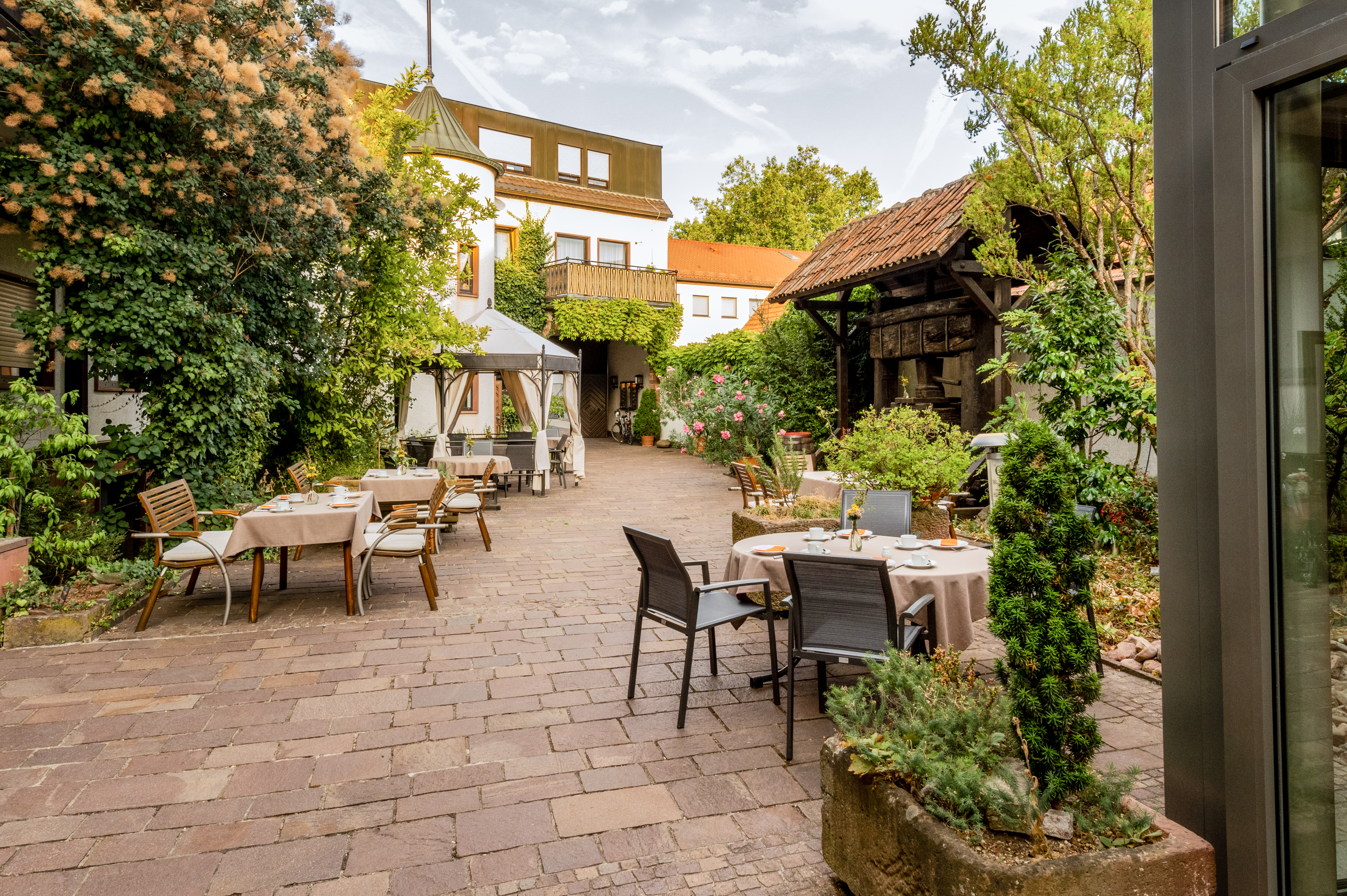 Rollstuhl-Urlaub: Hotel & Weinhaus Anker