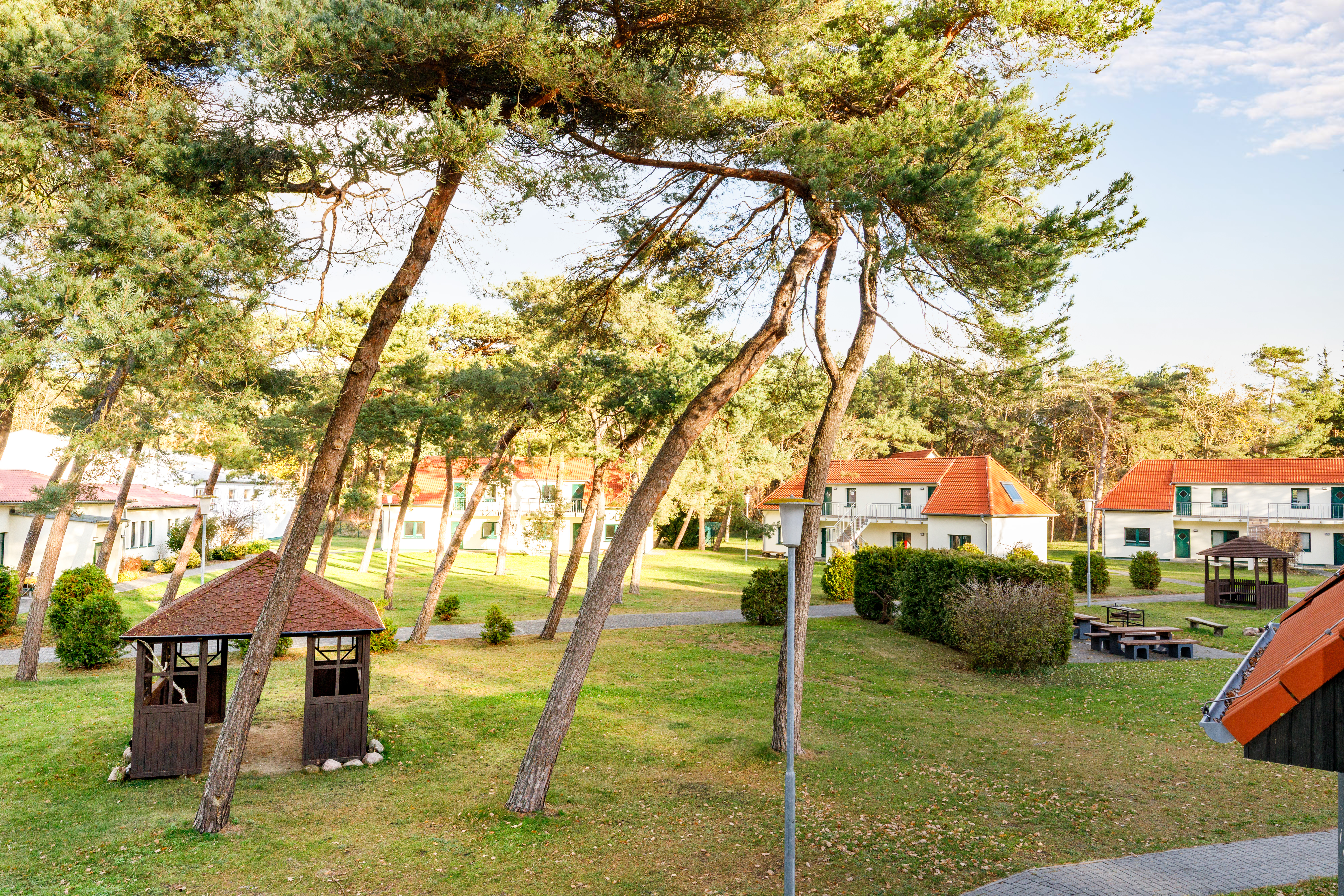 Rollstuhl-Urlaub: Außenbereich - Feriendorf Strandgut - Appartement Dünenbude