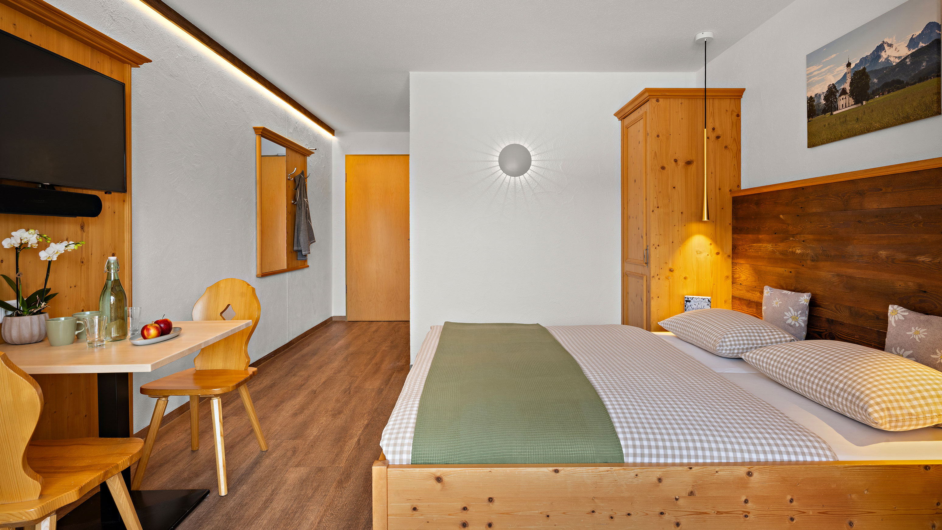 Rollstuhl-Urlaub: Komfort Doppelzimmer - Hotel Bergsonne Allgäu
