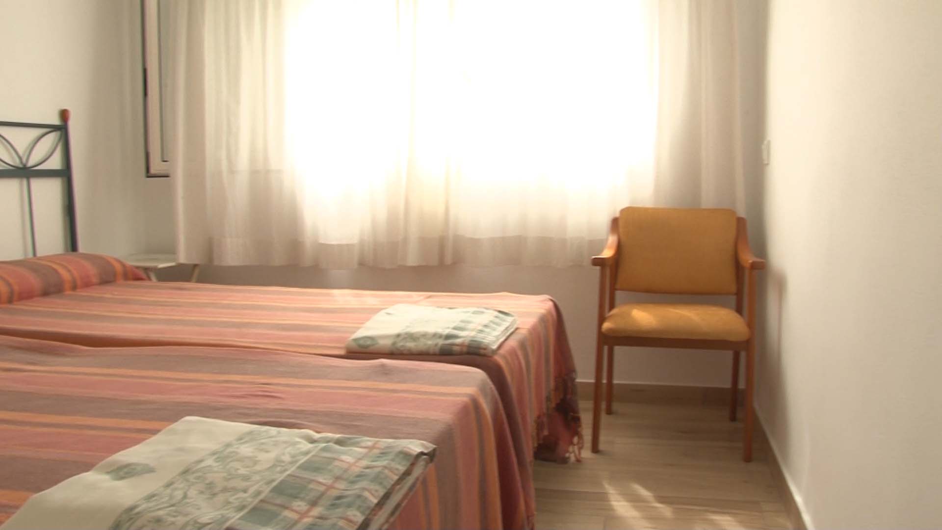 Rollstuhlgerechte Unterkunft - Schlafzimmer - Adaptados