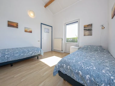 Rollstuhl-Urlaub: Zimmer für 2 Personen - Modestia Groepsverblijf Texel