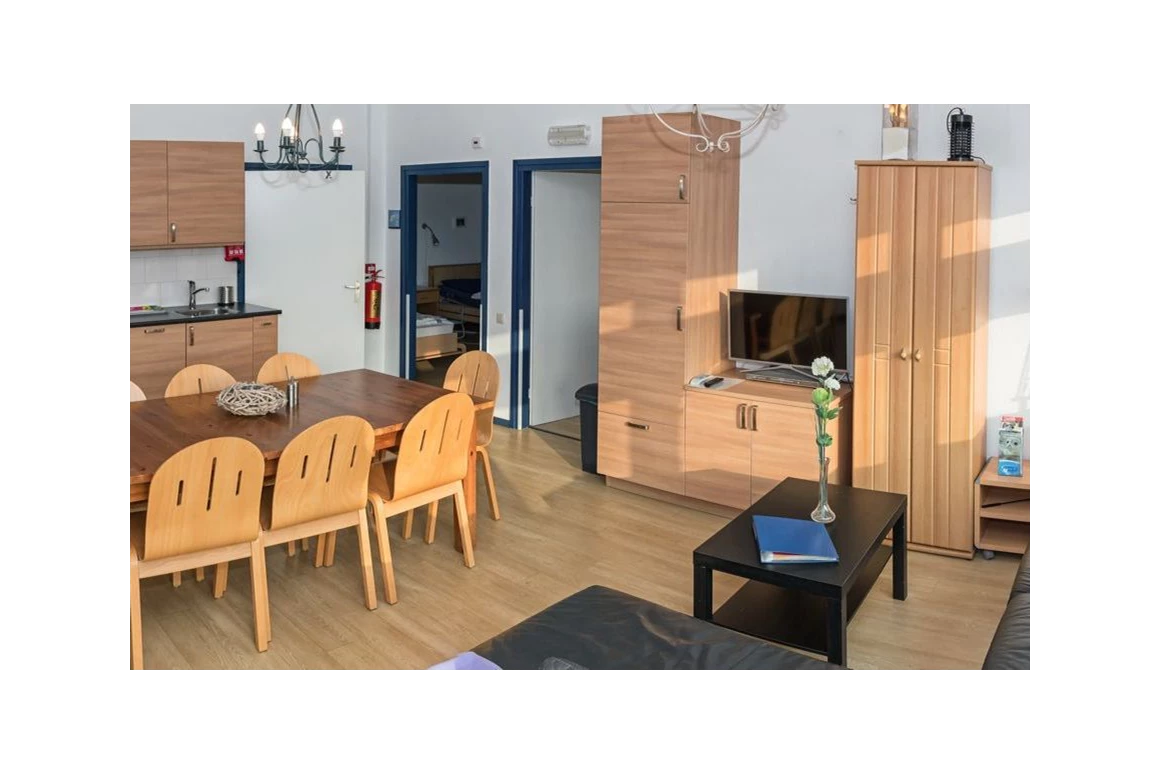 Rollstuhl-Urlaub: Wohnraum - Modestia Groepsverblijf Texel