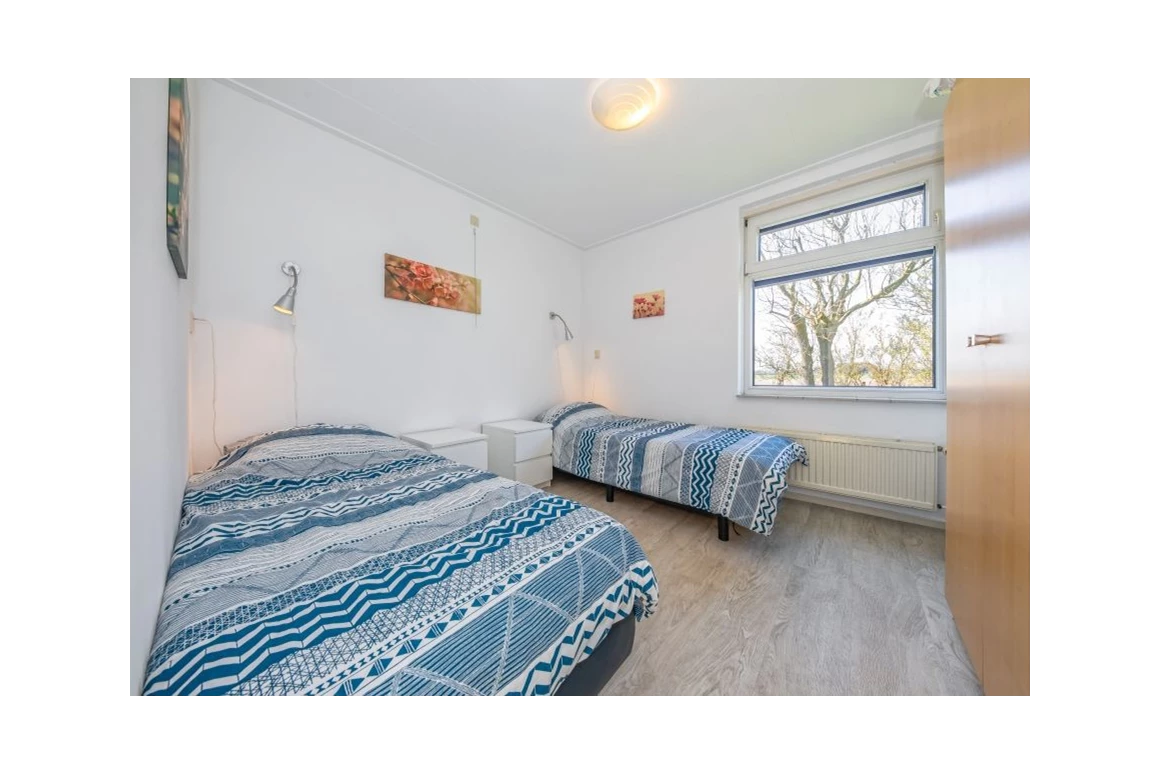 Rollstuhl-Urlaub: Helle, freundliche Zimmer - Modestia Groepsverblijf Texel