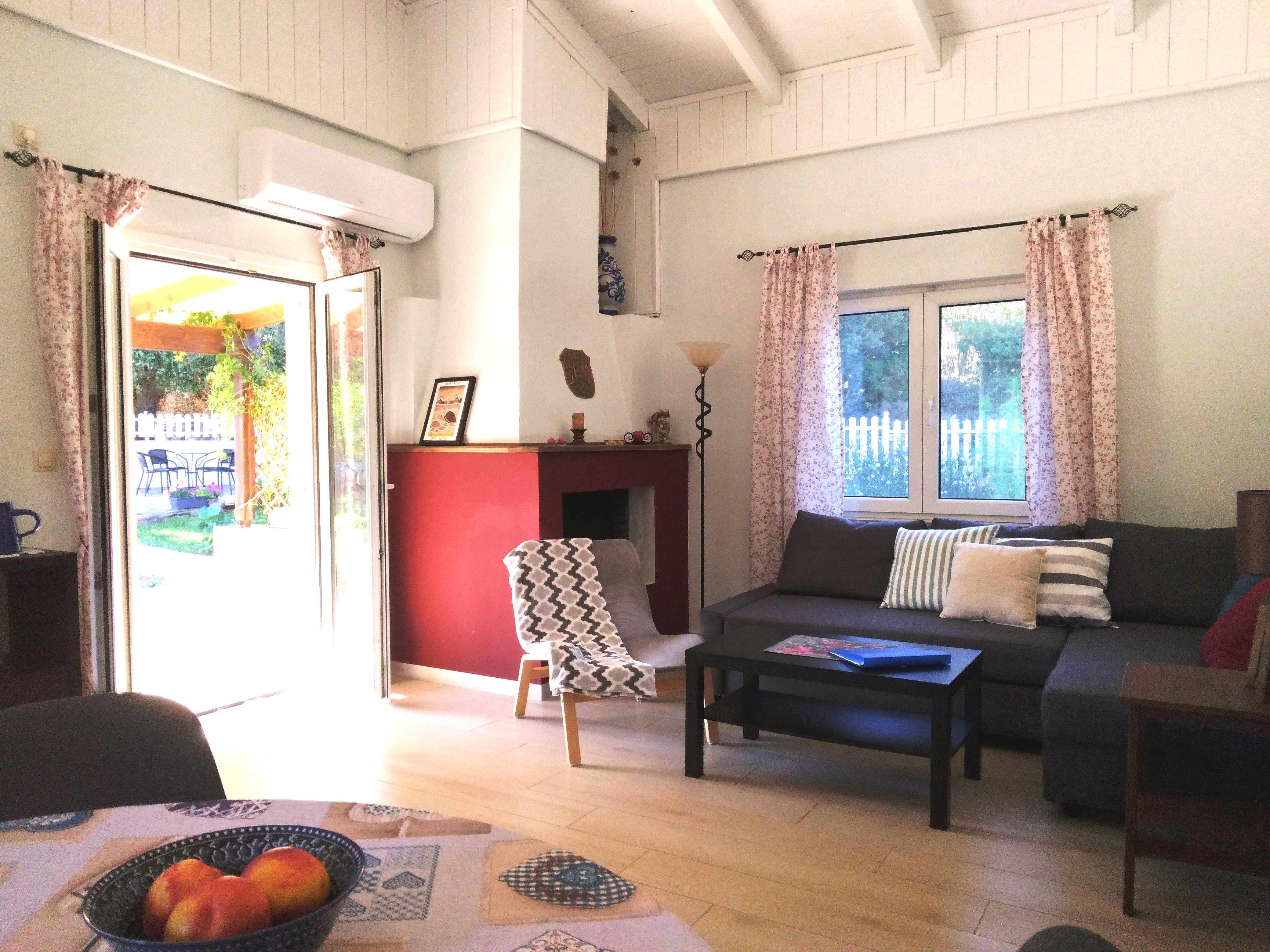 Rollstuhlgerechte Unterkunft - Meer - Südliche Ionische Inseln - Wohnbereich von Joleni Cottage - Joleni Cottage