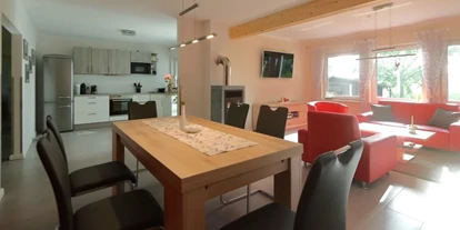 Rollstuhlgerechte Unterkunft - Unterkunftsart: Ferienhaus - Essbereich - Ferienhaus Annemiete