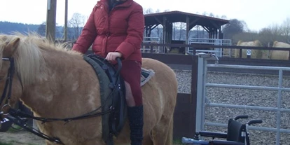 Rollstuhlgerechte Unterkunft - Barrierefreiheit-Merkmale: Für Gäste mit Sehbehinderung oder blinde Menschen - Reiturlaub für Rollstuhlfahrer - Reiterhofurlaub für Menschen mit Behinderung auf dem Reiterhof Groß Briesen