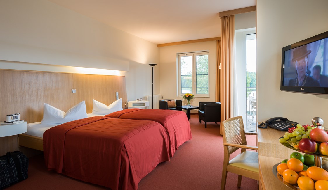 Rollstuhl-Urlaub: Doppelzimmer - Seehotel Rheinsberg - komplett barrierefreies Hotel am See