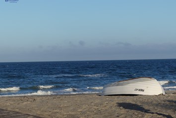 Rollstuhl-Urlaub: Boot am Strand - Ferienwohnung Vellamo