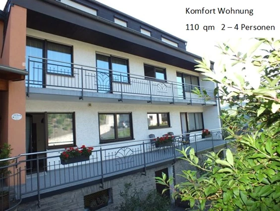 Rollstuhl-Urlaub: Balkon Süd/Ost Fewo Lavendel - Barrierefreie Ferienwohnung LAVENDEL mit Moselblick
