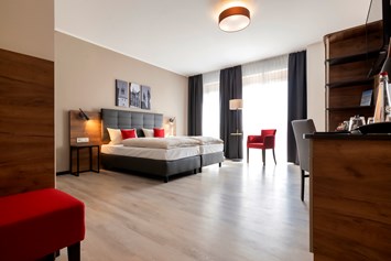 Rollstuhl-Urlaub: Doppelzimmer Comfort Plus (rollstuhlgeeignet) - Hotel INCLUDiO 