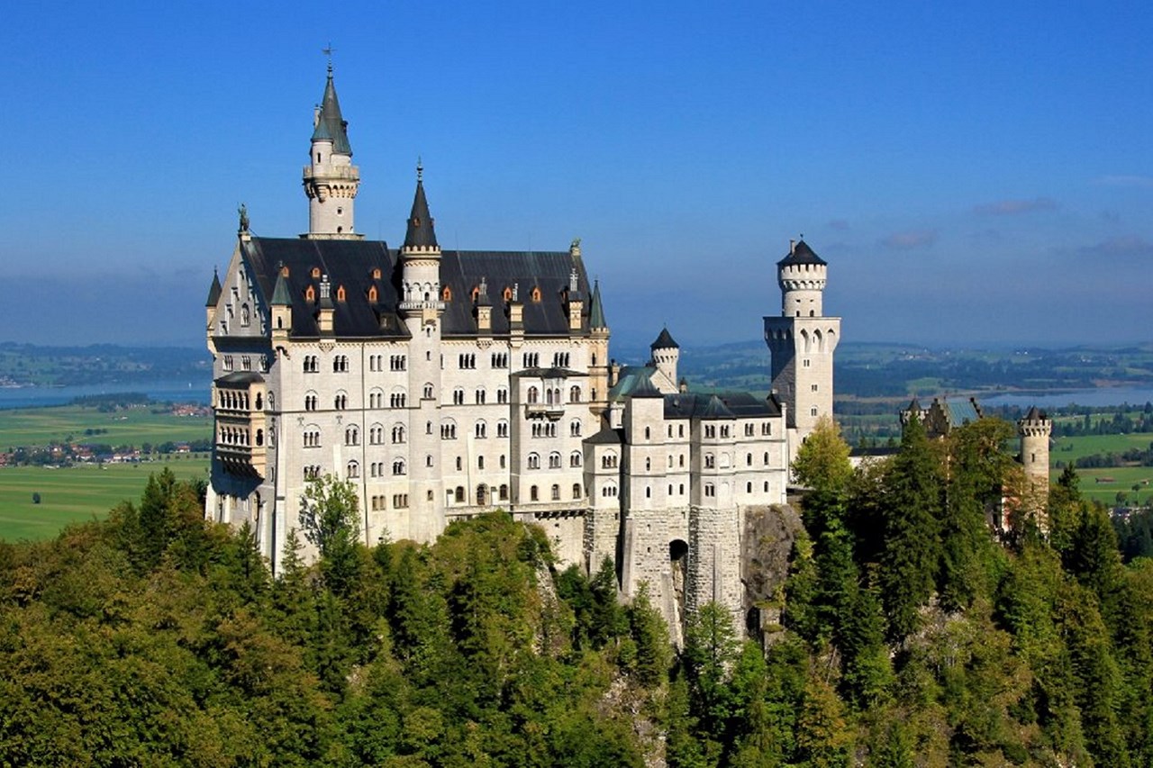 Rollstuhlgerechte Ferienwohnung in Pfronten Ausflugsziele speziell für Rollstuhlfahrer Schloss Neuschwanstein