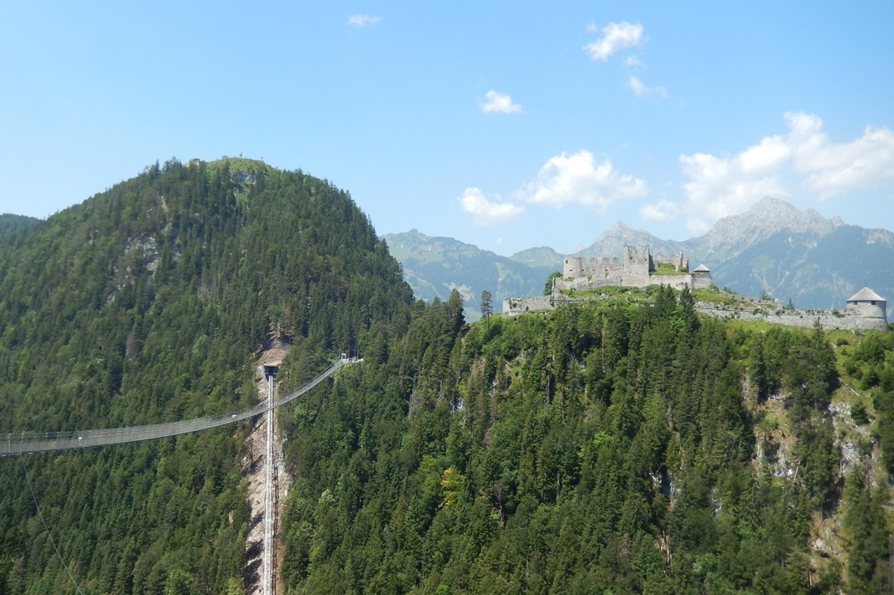 Barrierefreies Appartement in Pfronten Ausflugsziele speziell für Rollstuhlfahrer Burgenwelt Ehrenberg