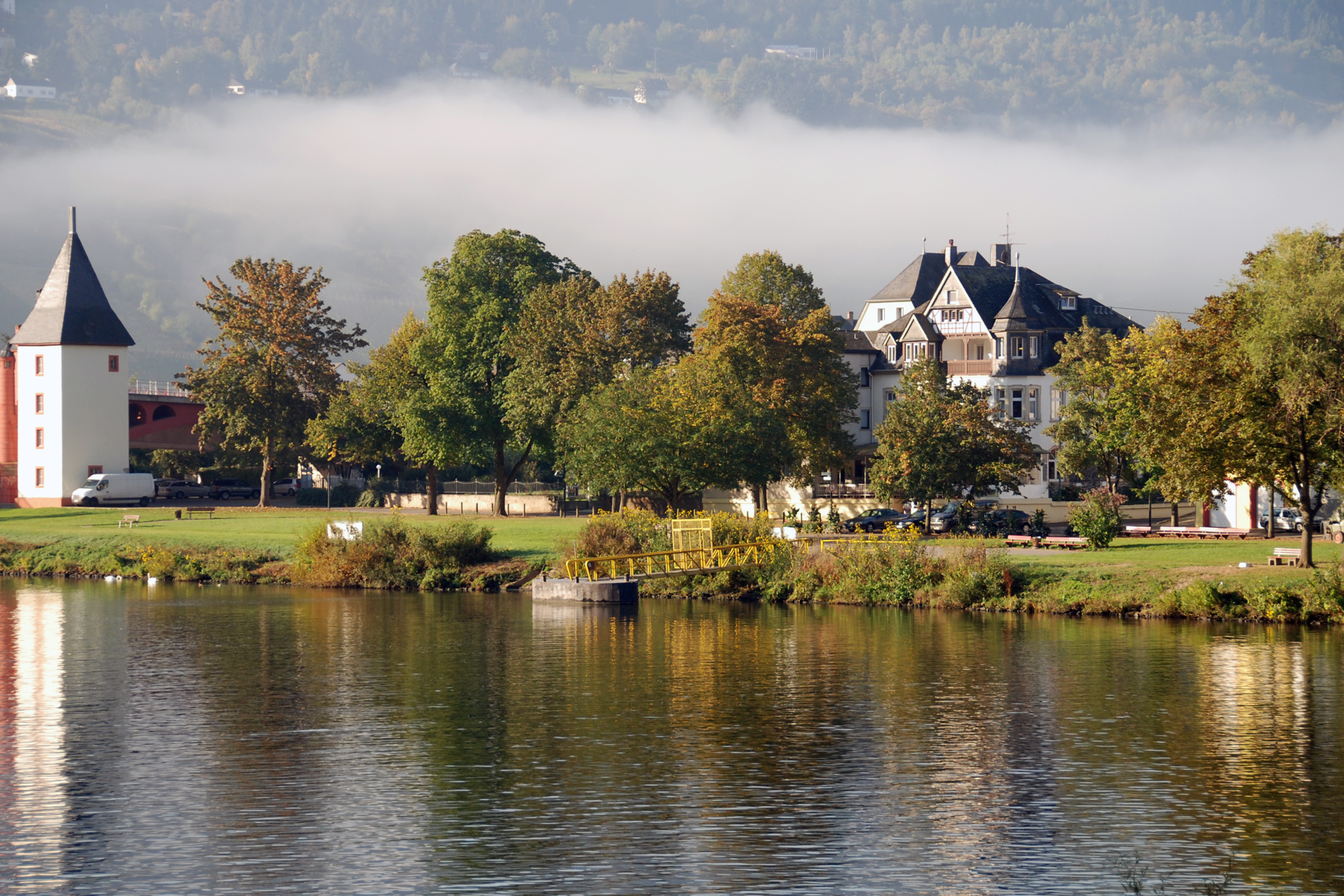 Rollstuhl-Urlaub: Aussicht auf die Mosel - Ferienhaus in Trittenheim