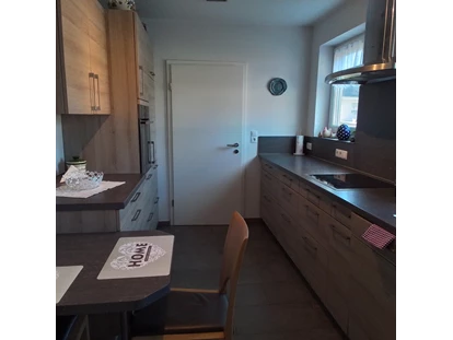 Rollstuhlgerechte Unterkunft - Unterkunftsart: Ferienhaus - Unser Küche  - Ferienhaus in Trittenheim