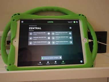 Rollstuhl-Urlaub: Hausautomation für z.B. Sauna, Rolläden, Beleuchtung... - DAS schwerstbehindertengerechte "Haus Felix" - 5-Sterne