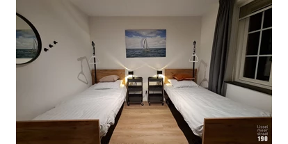 Rollstuhlgerechte Unterkunft - Unterkunftsart: Ferienhaus - Die Betten können auseinander geschoben und auch um eine Vierteldrehung gedreht werden. - IJsselmeerstraat190