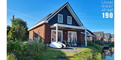 Rollstuhlgerechte Unterkunft - Unterkunftsart: Ferienhaus - Barrierefreies 6-Personen-Haus mit privater Steg auf dem Wasser. - IJsselmeerstraat190
