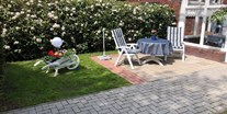 Rollstuhlgerechte Unterkunft - Barrierefreiheit-Merkmale: Für Gäste mit Gehbehinderung oder Rollstuhlfahrer - Wilhelmshaven - Ebenerdige Terrasse - Landhaus Sonnens Huus