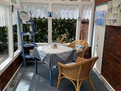 Rollstuhlgerechte Unterkunft - Unterkunftsart: Ferienhaus - beheizbarer Wintergarten - Landhaus Sonnens Huus